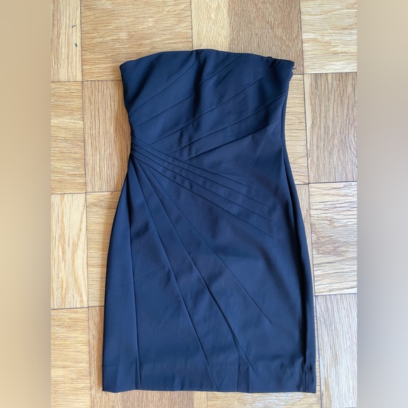 NWT Diane Von Furstenberg Black Strapless Mini Dress/LBD, Sz 2 - Picture 4 of 10